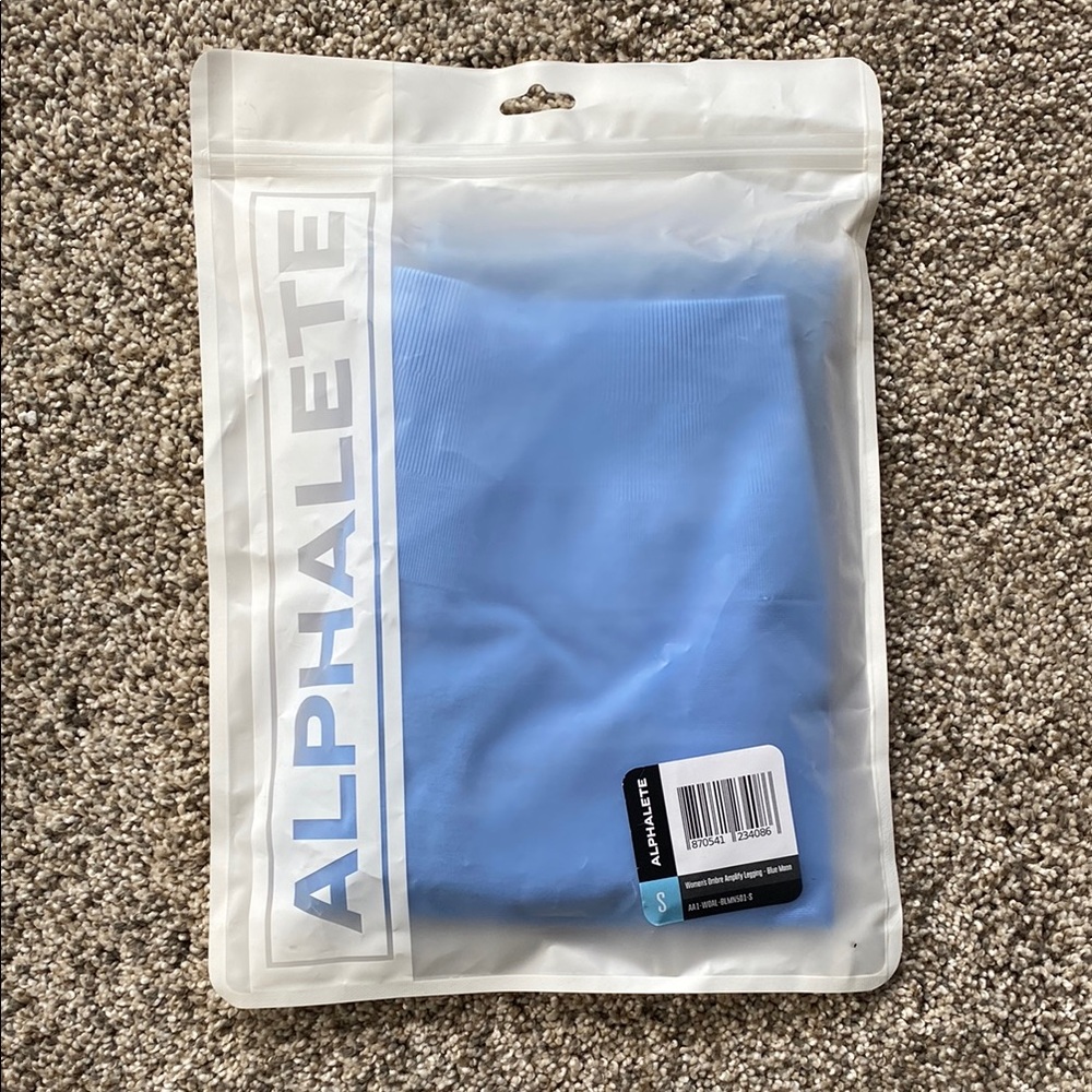 Alphalete ombré amplify legging - blue moon